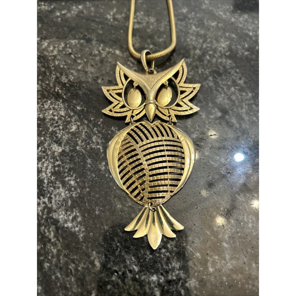 Vintage Owl Necklace Signed ALAN Gold Tone Pendant With Gold Tone Chain 70s